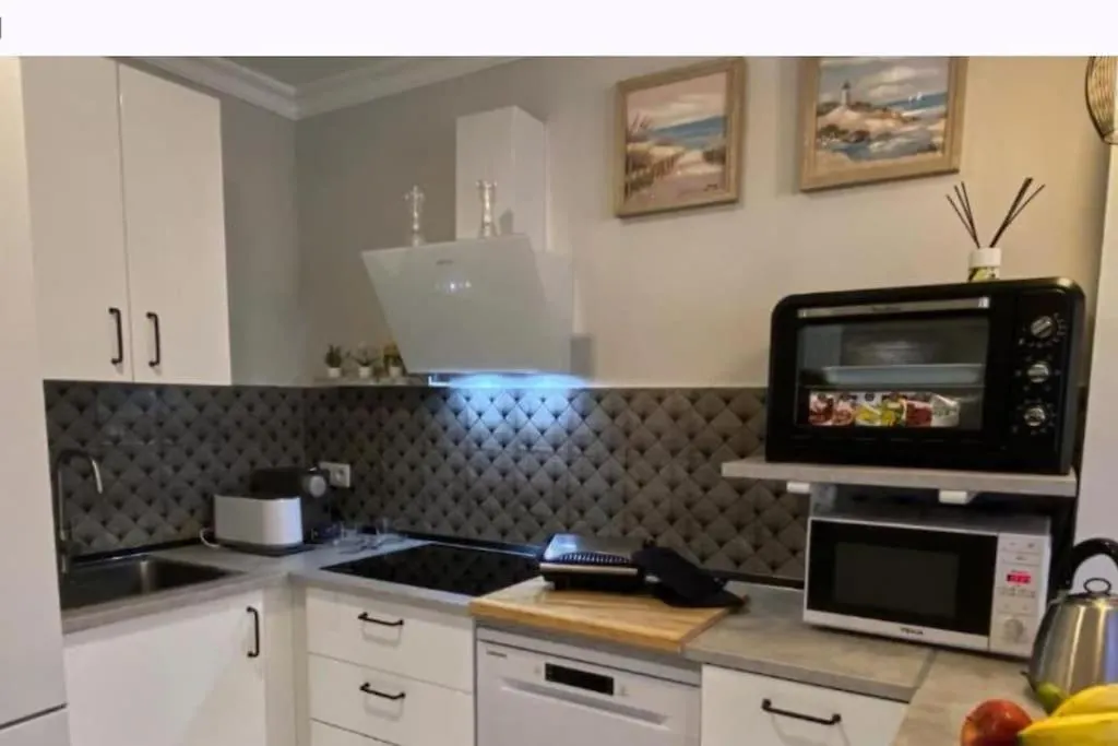 Nuevo Frente Al Mar, Wifi 600 Apartment Benalmadena