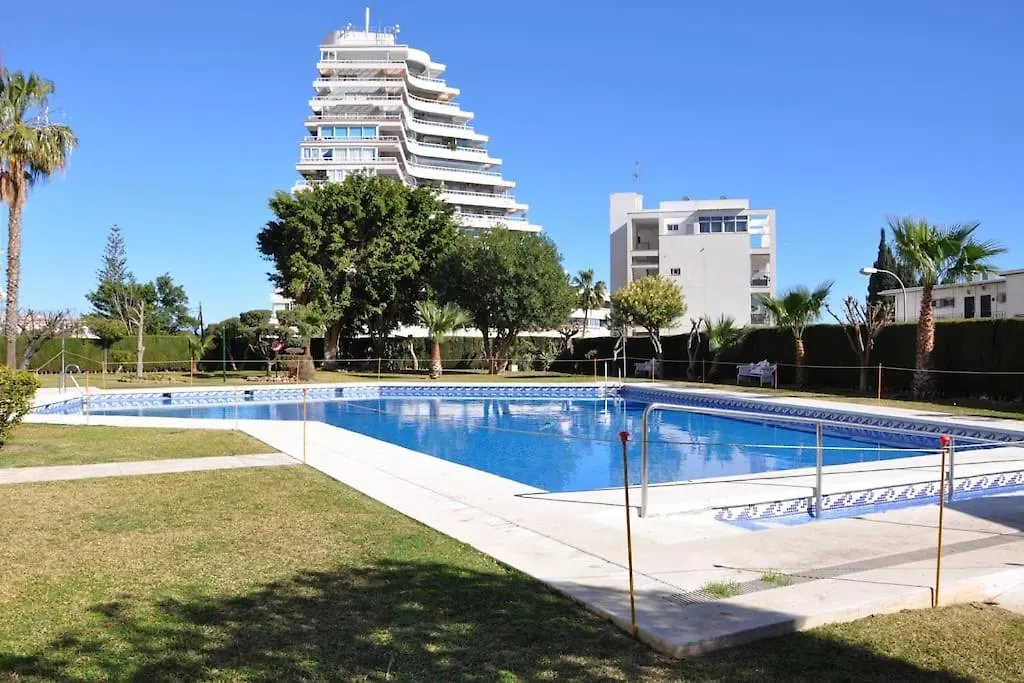 Nuevo Frente Al Mar, Wifi 600 Apartment Benalmadena